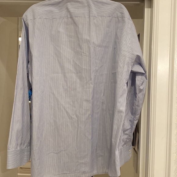Mens Hugo Boss regular fit blue pin stripe white shirt size 17.5/34/35 - Picture 6 of 6